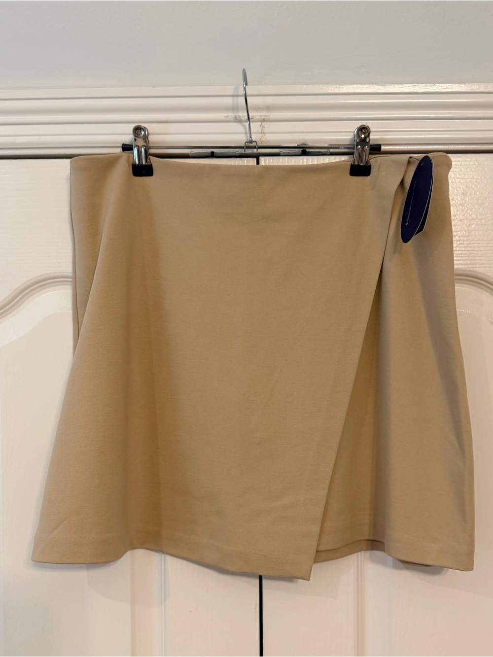 Scoop Chic Fold Over Wrap Mini Skirt in Beige Sz L (12-14) - Picture 2 of 3